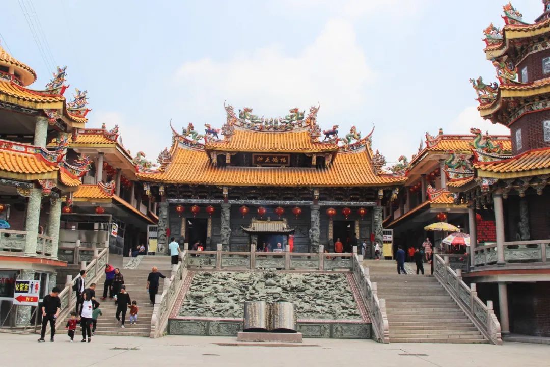 澳门黄大仙庙，信仰与文化的交汇之地澳门黄大仙精选论坛资料大全