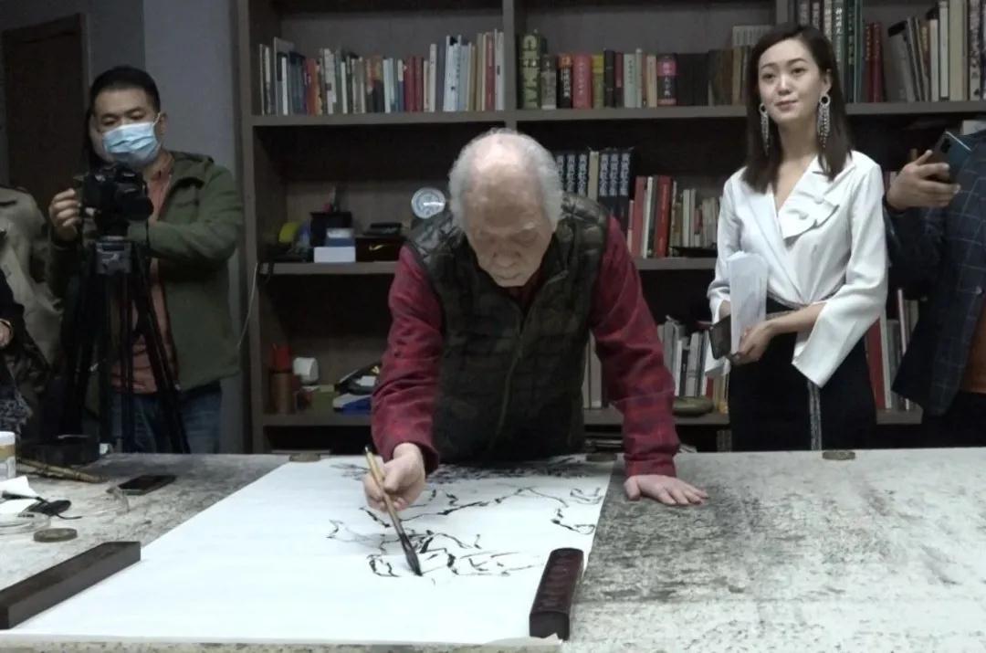 探索智慧火花，华岳论坛—网络时代的思想盛宴华岳论坛网址是什么
