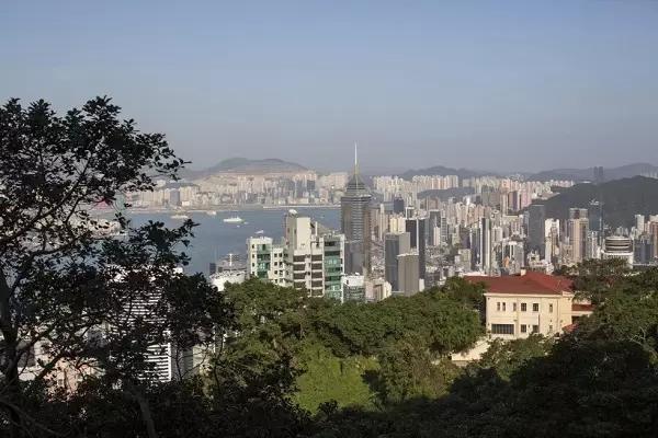 2018香港马年赛事全回顾，精彩纷呈，激情四溢2020年香港马资料最准的