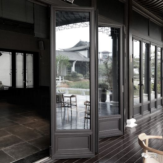彩板门窗，现代建筑中的美学与功能并重彩板门窗是什么材质