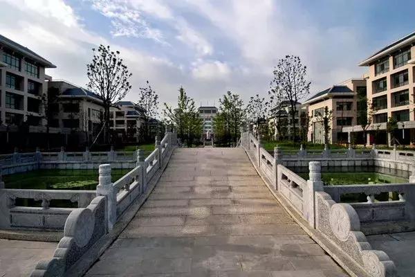 湖北快三开奖时间，揭秘背后的故事与影响湖北快三开奖时间是几点