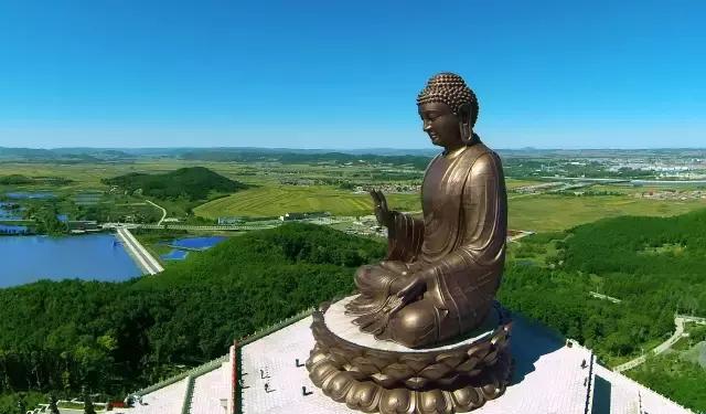 翱翔星辰，神舟18号航天员的太空之旅神舟18号的航天员是哪三位